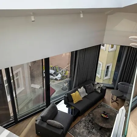 Luxury 2 Bedroom Loft Apt W/terrace In Galata Lägenhet *