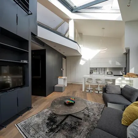 Luxury 2 Bedroom Loft Apt W/terrace In Galata Lägenhet